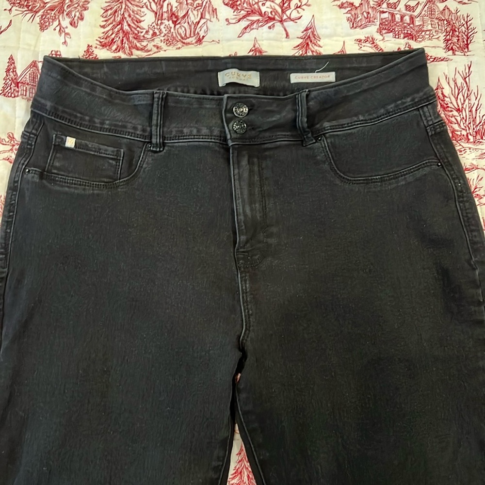 Curve appeal black jeans. New without tags